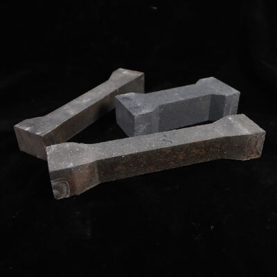 Στήλη από καρβίδιο του πυριτίου υψηλής αντοχής στη διάβρωση, λευκού χρώματος, ιδανική επιλογή υλικού για διαβρωτικά βιομηχανικά περιβάλλοντα