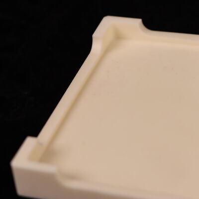 Λόγος Poisson 025 Δίσκος κεραμικού οξειδίου του αλουμινίου  Με διηλεκτρική αντοχή 18 έως 20 KV ανά χιλιοστό και αντοχή σε κάμψη 200 έως 400 MPa