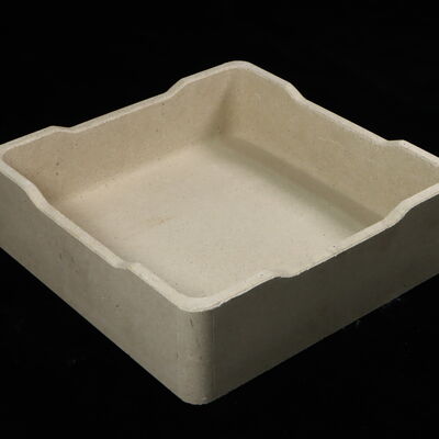 Πυρίμαχο σαγάρδιο κορδιερίτη-μουλλίτη ορθογώνιου ή τετράγωνου τύπου που προσφέρει υψηλή αντοχή στην υγρασία, ιδανικό για ψήσιμο κεραμικών και γυαλιού