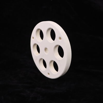 Τυπικά λιγότερο από 15 τοις εκατό πορώδες κεραμικό μουλλίτη υψηλής θερμοκρασίας σχεδιασμένο για διαχείριση θερμότητας και μακροχρόνια αξιοπιστία