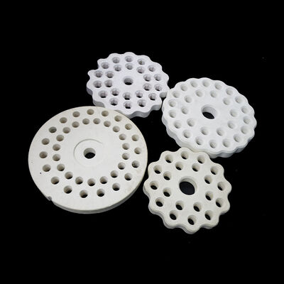 Αντοχή σε θερμικό σοκ 250 Κεραμικό μουλλίτη Χημική σύνθεση 3Al2O3 2SiO2 Σκληρότητα 7-8 Mohs Ανθεκτικό βιομηχανικό υλικό