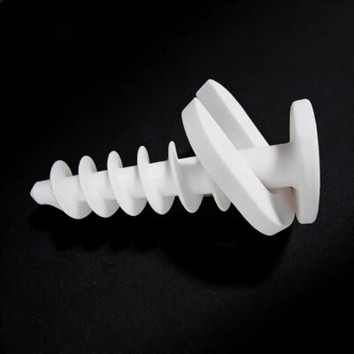 Πυκνότητα 3,75 έως 3,9 γραμμάρια ανά κυβικό εκατοστό κεραμικού αλουμίνας με λόγο Poisson 0,25 κατάλληλο για εργαλεία κοπής και ηλεκτρονικά υποστρώματα