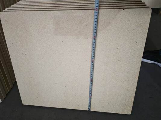 Prateleiras de forno de cordierita não vidrada Espessura 10-30mm Coeficiente de expansão térmica 2,2×10⁻⁶ por grau Celsius Projetado para forno durável