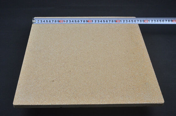 Ράφια καμίνου από κορδιερίτη-μουλλίτη με λείες ακμές, προσφέροντας απόδοση σε κεραμικά και πήλινα καμίνια